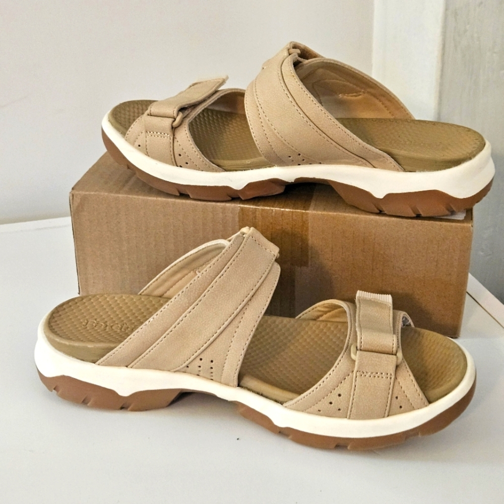 Baretraps Womens 7.5 Leella Slip On 2 Strap Beige Sandal EUC Faux Suede